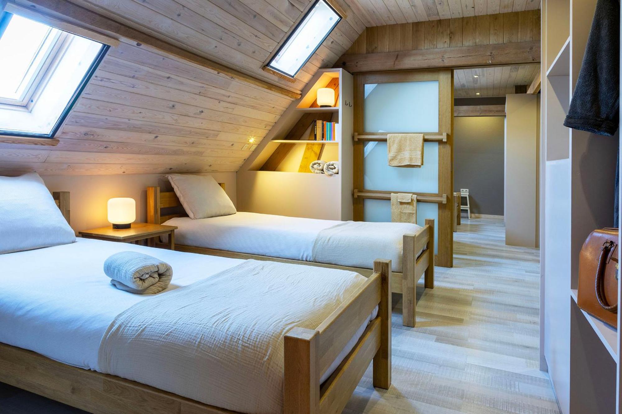 Holiday Home 'T Hof Der Witte Damen Veurne Room photo